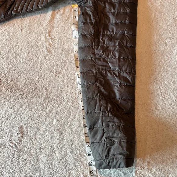 The North Face Women’s Tonnerro Quilted Goose Down Jacket Rabbit Grey Medium - Picture 6 of 9